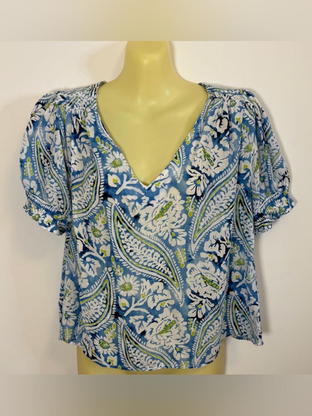 Christian Siriano Blue and White Floral Print Cropped Blouse